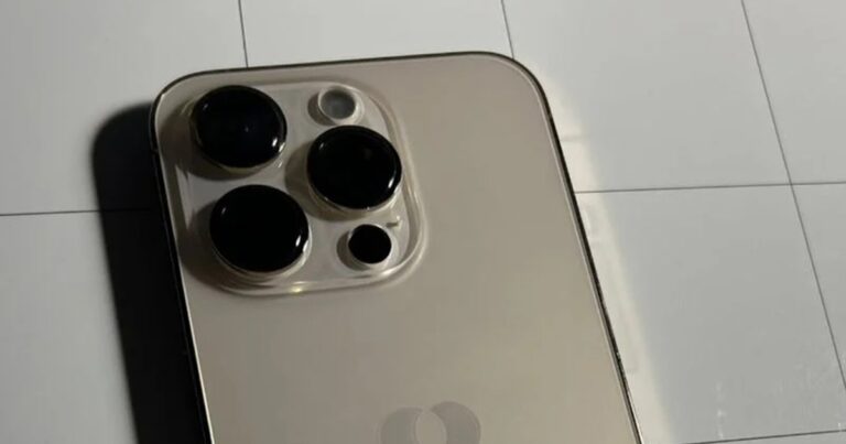 Nguyên mẫu hiếm iPhone xuất hiện hé lộ kế hoạch của Apple