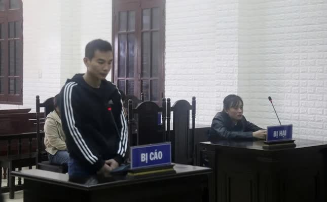 Giành quyền nuôi con bất thành, người đàn ông chặn đường đâm vợ cũ nguy kịch - Ảnh 1. Giành quyền nuôi con bất thành, người đàn ông chặn đường đâm vợ cũ nguy kịch - Ảnh 1.