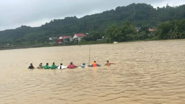 Quảng Bình tìm thấy thi thể nạn nhân bị lũ cuốn trôi