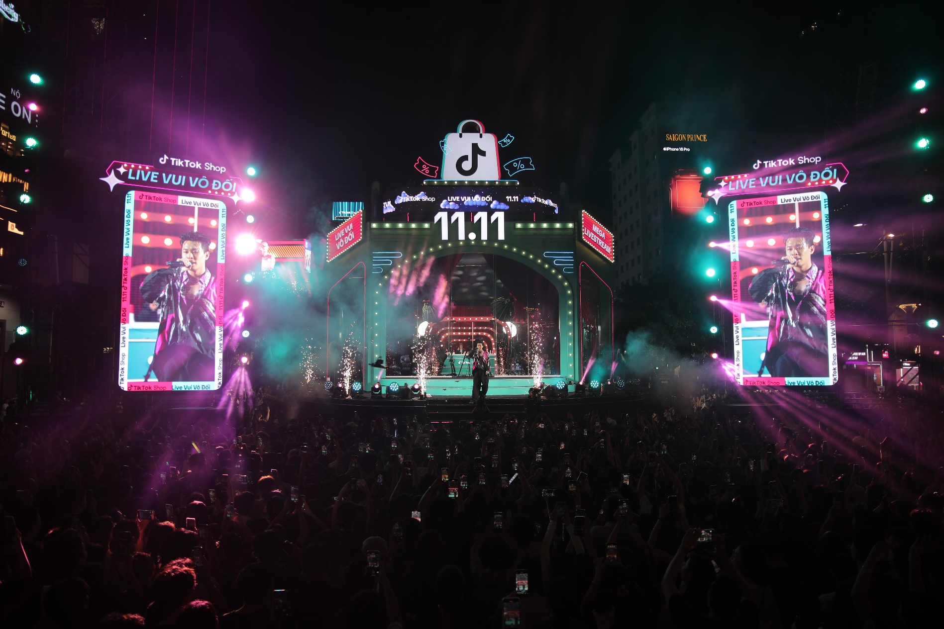 TikTok Shop tiên phong xu hướng mua sắm kết hợp giải trí với phiên Mega Livestream cực TikTok Shop tiên phong xu hướng mua sắm kết hợp giải trí với phiên Mega Livestream cực