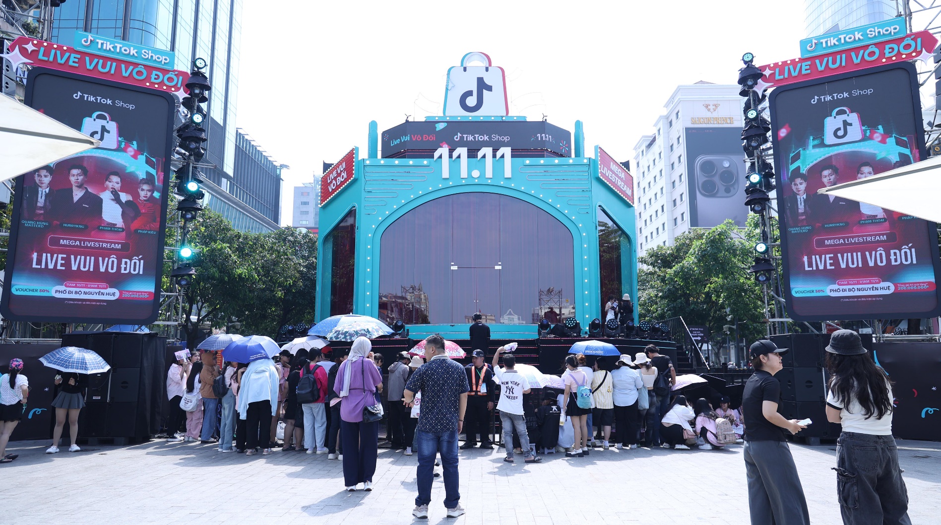 TikTok Shop tiên phong xu hướng mua sắm kết hợp giải trí với phiên Mega Livestream cực TikTok Shop tiên phong xu hướng mua sắm kết hợp giải trí với phiên Mega Livestream cực