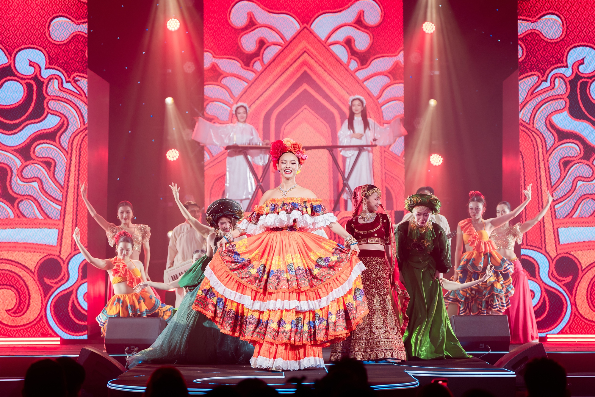 TikTok Awards Việt Nam 2024: Mở ra tương lai sáng tạo từ những dấu ấn đầy cảm hứng của hiện tại- Ảnh 2. TikTok Awards Việt Nam 2024: Mở ra tương lai sáng tạo từ những dấu ấn đầy cảm hứng của hiện tại- Ảnh 2.