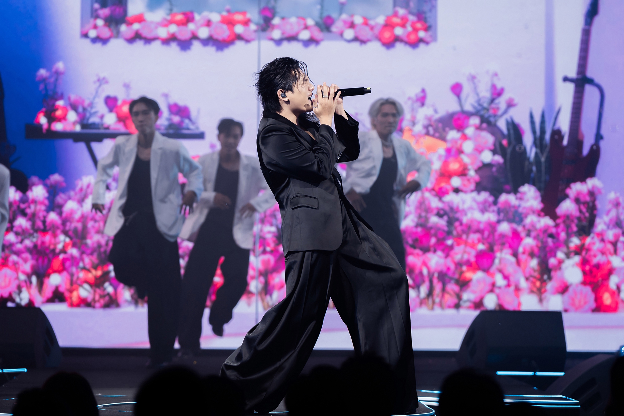 TikTok Awards Việt Nam 2024: Mở ra tương lai sáng tạo từ những dấu ấn đầy cảm hứng của hiện tại- Ảnh 5. TikTok Awards Việt Nam 2024: Mở ra tương lai sáng tạo từ những dấu ấn đầy cảm hứng của hiện tại- Ảnh 5.