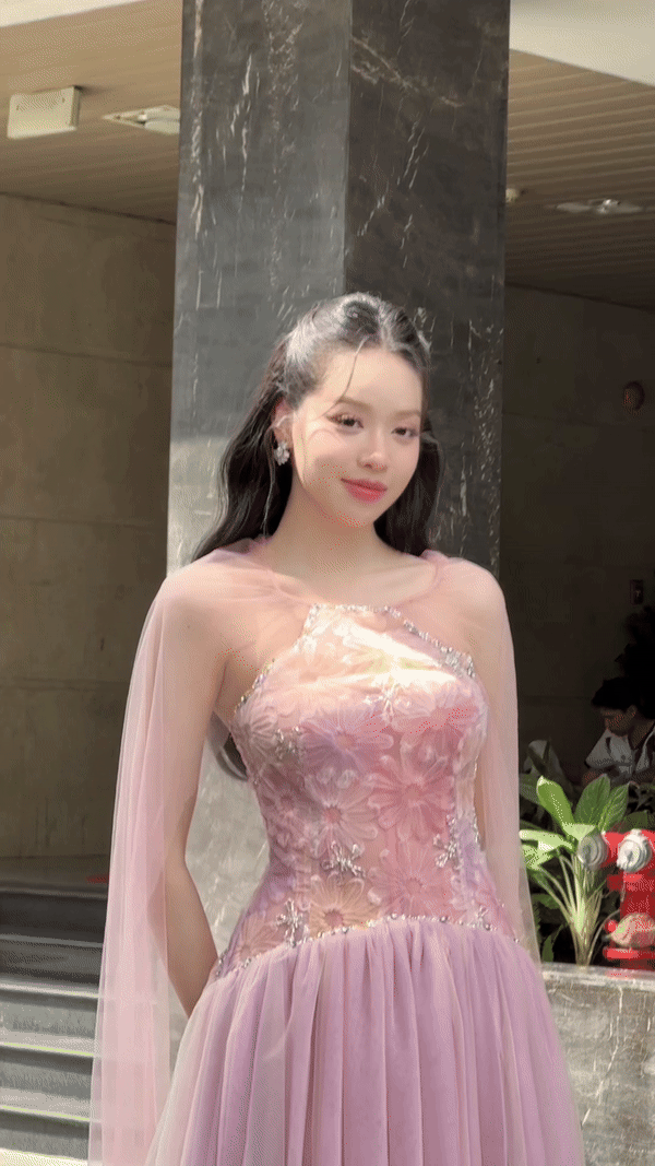 Thanh Thủy lại khiến netizen phải khen: Hoa hậu đẹp nhất Việt Nam!- Ảnh 2. Thanh Thủy lại khiến netizen phải khen: Hoa hậu đẹp nhất Việt Nam!- Ảnh 2.