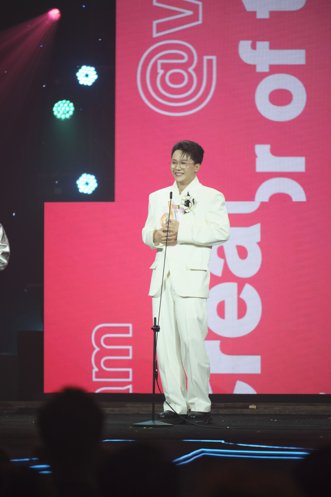 TikTok Awards Vietnam 2024: Lê Tuấn Khang - Khiết Đan cùng nhận giải 