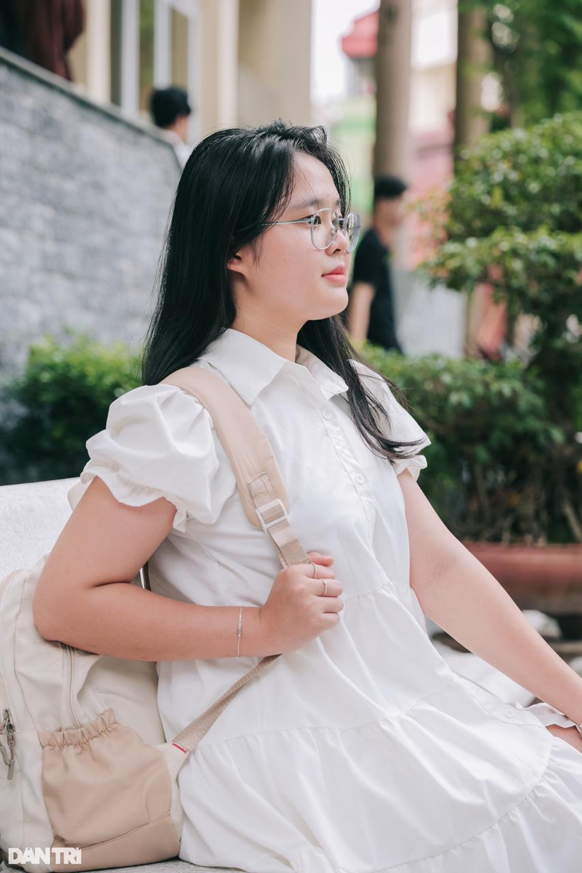 Thời trang đến trường của gen Z ở Hà Nội: Chất nhưng kín đáo, trẻ trung - 12 Thời trang đến trường của gen Z ở Hà Nội: Chất nhưng kín đáo, trẻ trung - 12