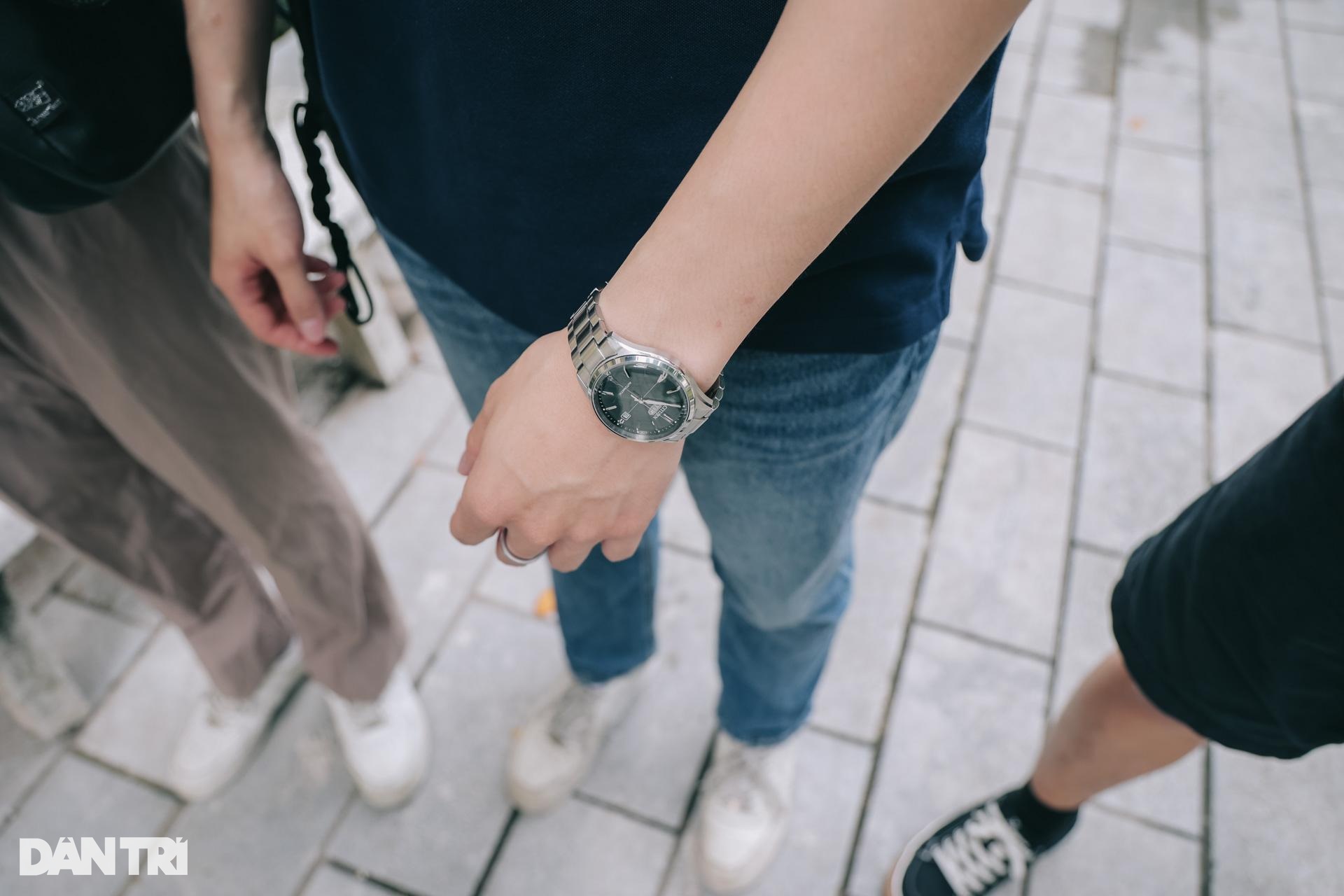 Thời trang đến trường của gen Z ở Hà Nội: Chất nhưng kín đáo, trẻ trung - 17 Thời trang đến trường của gen Z ở Hà Nội: Chất nhưng kín đáo, trẻ trung - 17