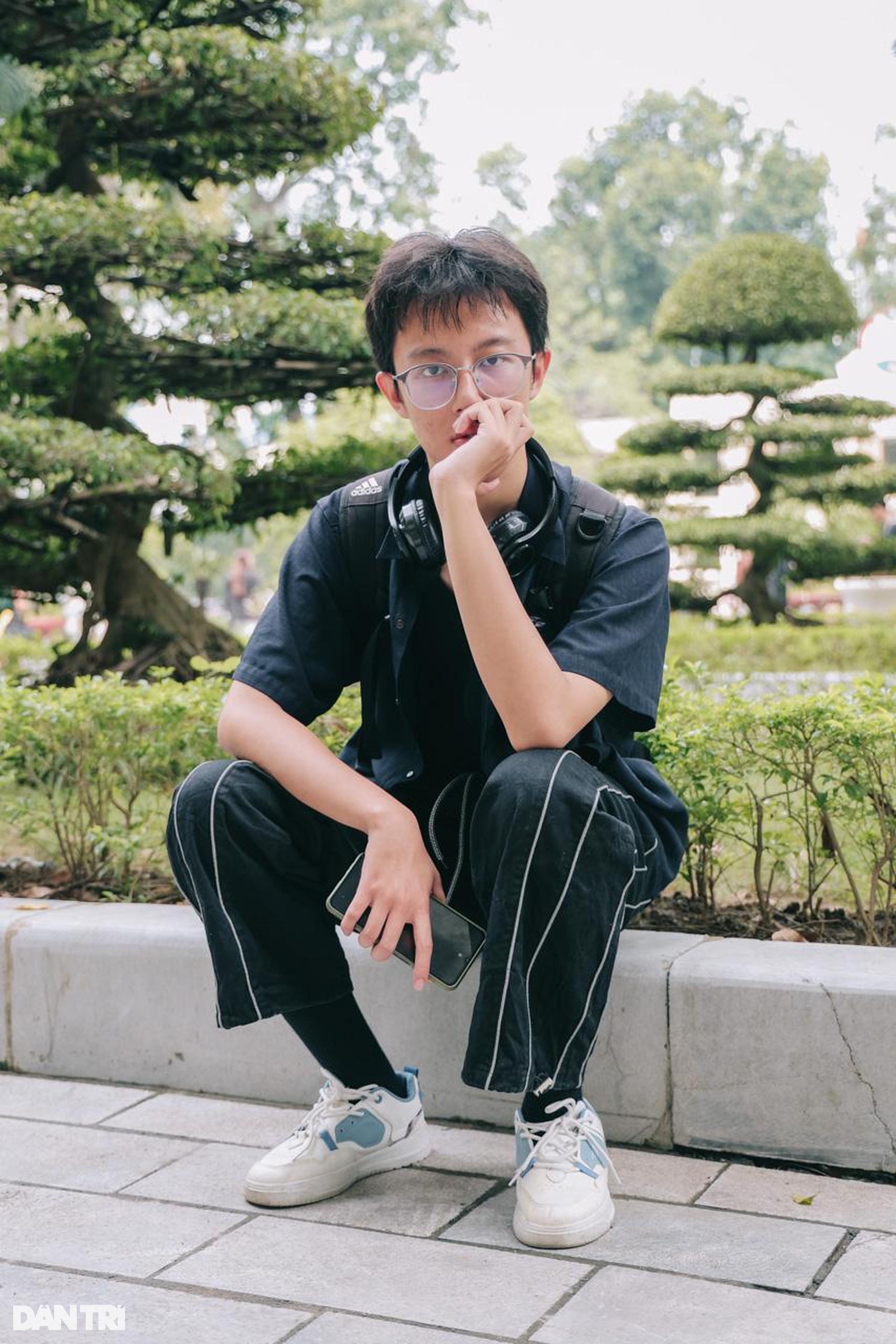 Thời trang đến trường của gen Z ở Hà Nội: Chất nhưng kín đáo, trẻ trung - 14 Thời trang đến trường của gen Z ở Hà Nội: Chất nhưng kín đáo, trẻ trung - 14