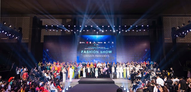 Bước chuyển ngoạn mục của đạo diễn Bảo Ngọc trong năm Giáp Thìn - Ảnh 1 Bước chuyển ngoạn mục của đạo diễn Bảo Ngọc trong năm Giáp Thìn - Ảnh 1