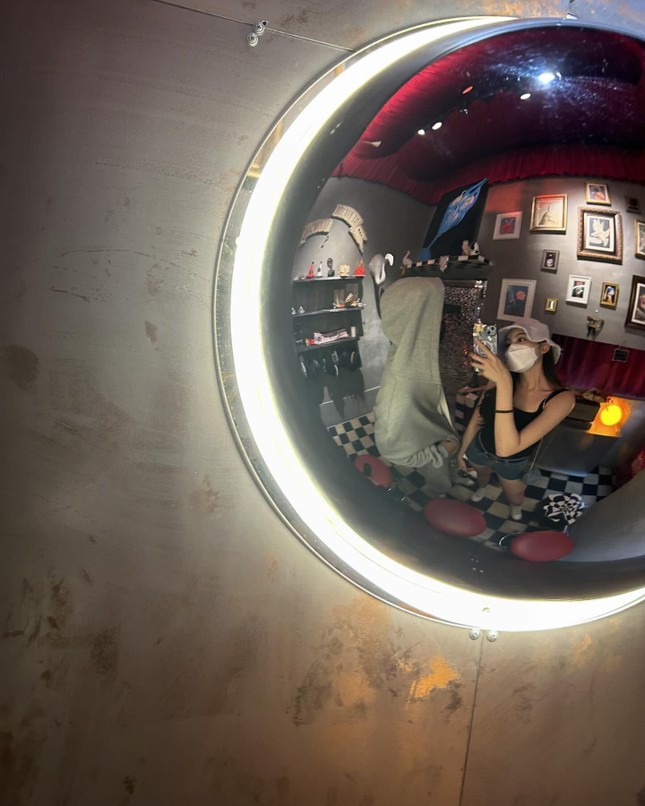 Fan HIEUTHUHAI lo lắng vì netizen đang bàn tán tiêu cực về "bạn gái tin đồn" ảnh 1