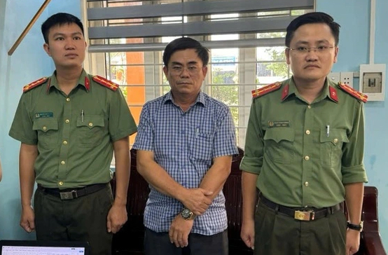 Quảng Bình: Khởi tố 11 bị can vi phạm quy định đấu thầu- Ảnh 1. Quảng Bình: Khởi tố 11 bị can vi phạm quy định đấu thầu- Ảnh 1.