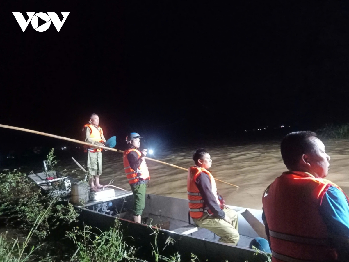 quảng bình mưa lớn, nhiều nơi ngập cục bộ, 1 người mất tích hình ảnh 1 quang binh mua lon, nhieu noi ngap cuc bo, 1 nguoi mat tich hinh anh 1