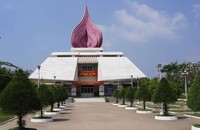 Nhà truyền thống của Khu di tích Đồng Khởi Bến Tre (xã Định Thủy, huyện Mỏ Cày Nam). Ảnh: bentre.gov.vn