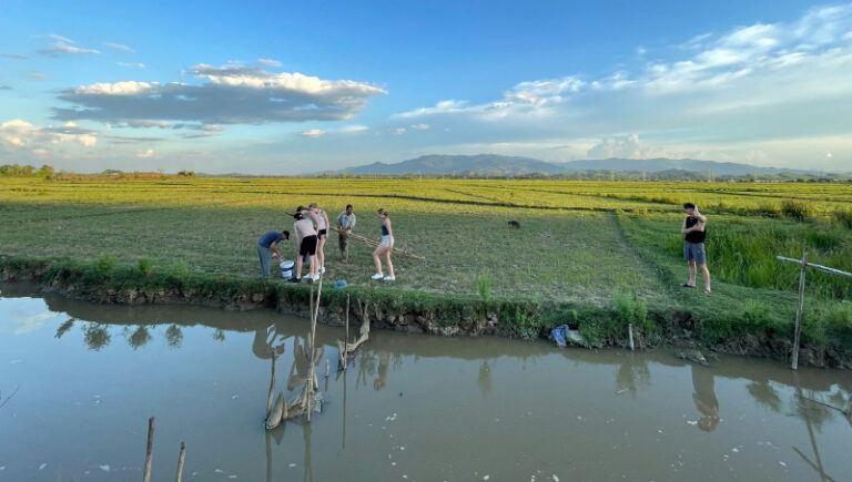 Đi qua mùa lũ – Báo Quảng Bình điện tử