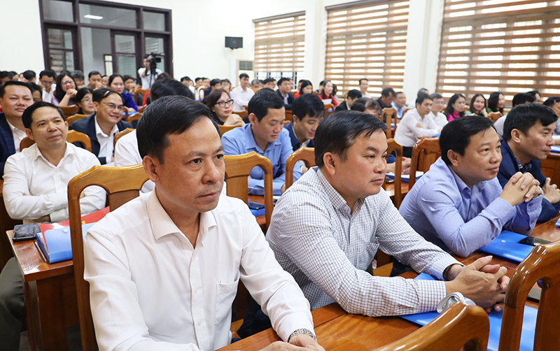  Các học viên tham gia lớp bồi dưỡng.