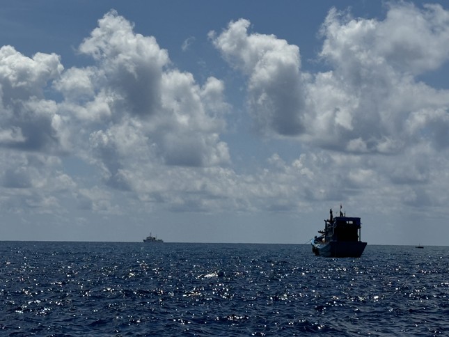 Một tàu cá <a href=