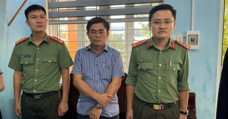 Hàng loạt cán bộ ở Quảng Bình bị khởi tố