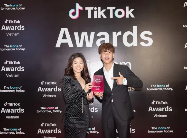 Nguyễn Việt Anh được vinh danh tại TikTok Awards 2024