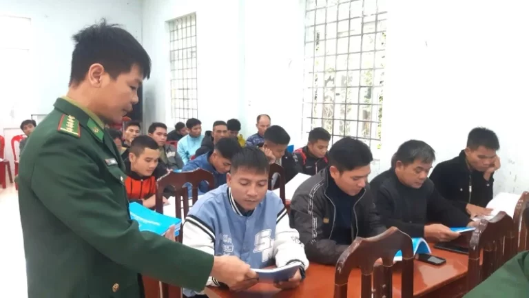 Bộ đội Biên phòng Quảng Bình tuyên truyền, phổ biến pháp luật cho đồng bào khu vực biên giới