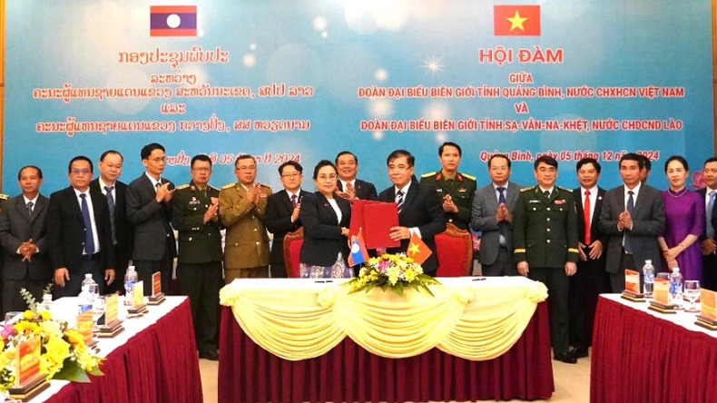 Quảng Bình hợp tác với tỉnh Savannakhet (Lào) trong công tác bảo vệ biên giới ảnh 2