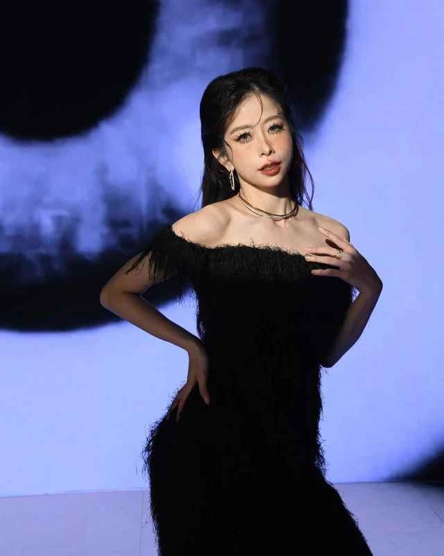 "Chị đẹp" võ thuật khiến netizen ngưỡng mộ bởi body săn chắc - Hình 2