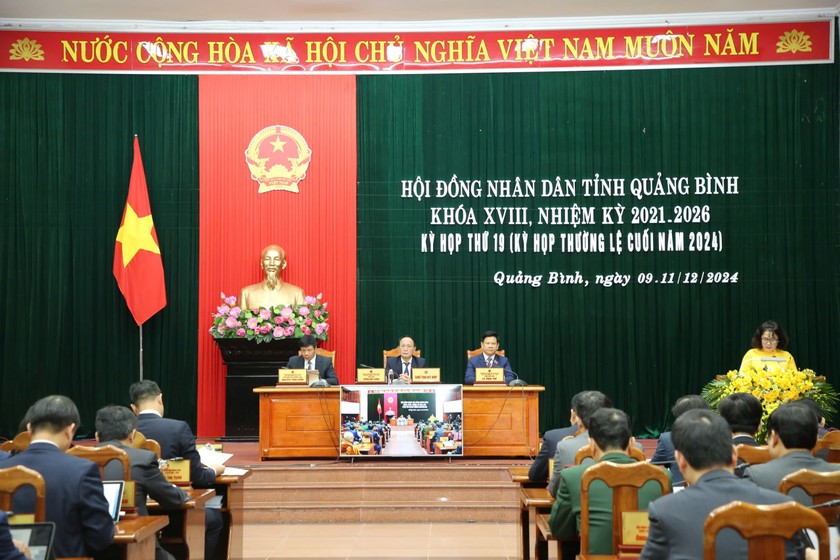 Toàn cảnh phiên chất vấn và trả lời chất vấn.