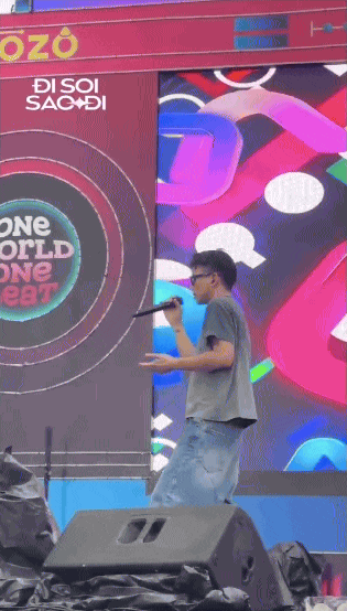 Tân binh Vbiz remix nhạc Trịnh Công Sơn thành vinahouse hát live khiến netizen giật mình, vội Tân binh Vbiz remix nhạc Trịnh Công Sơn thành vinahouse hát live khiến netizen giật mình, vội