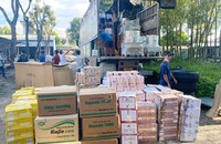 Lực lượng chức năng tiến hành khám phương tiện BKS: 47H- 004.50 theo quy định.