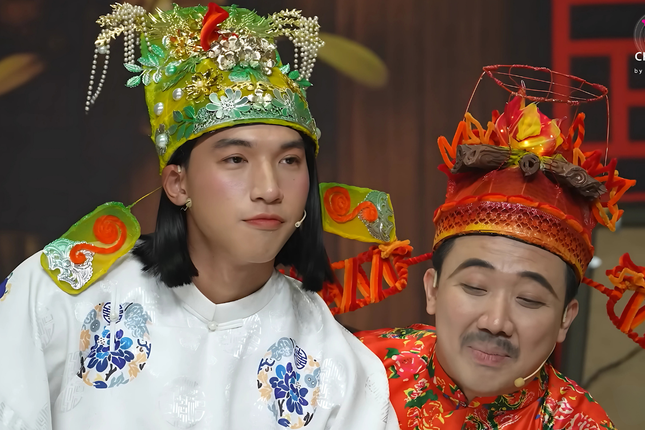 Sóng 25: Netizen "xé túi mù" dàn cast "Say Hi", ai đóng tiểu phẩm "hề" nhất? ảnh 4