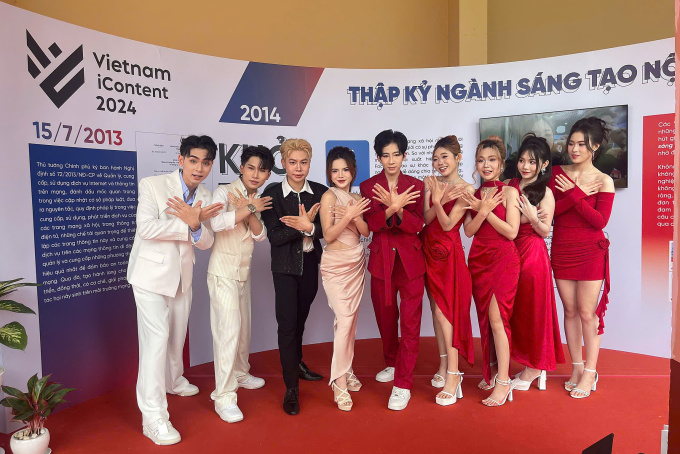 Các nhà sáng tạo nội dung TikTok hào hứng khi tham gia Vietnam iContent 2024. Ảnh: NVCC