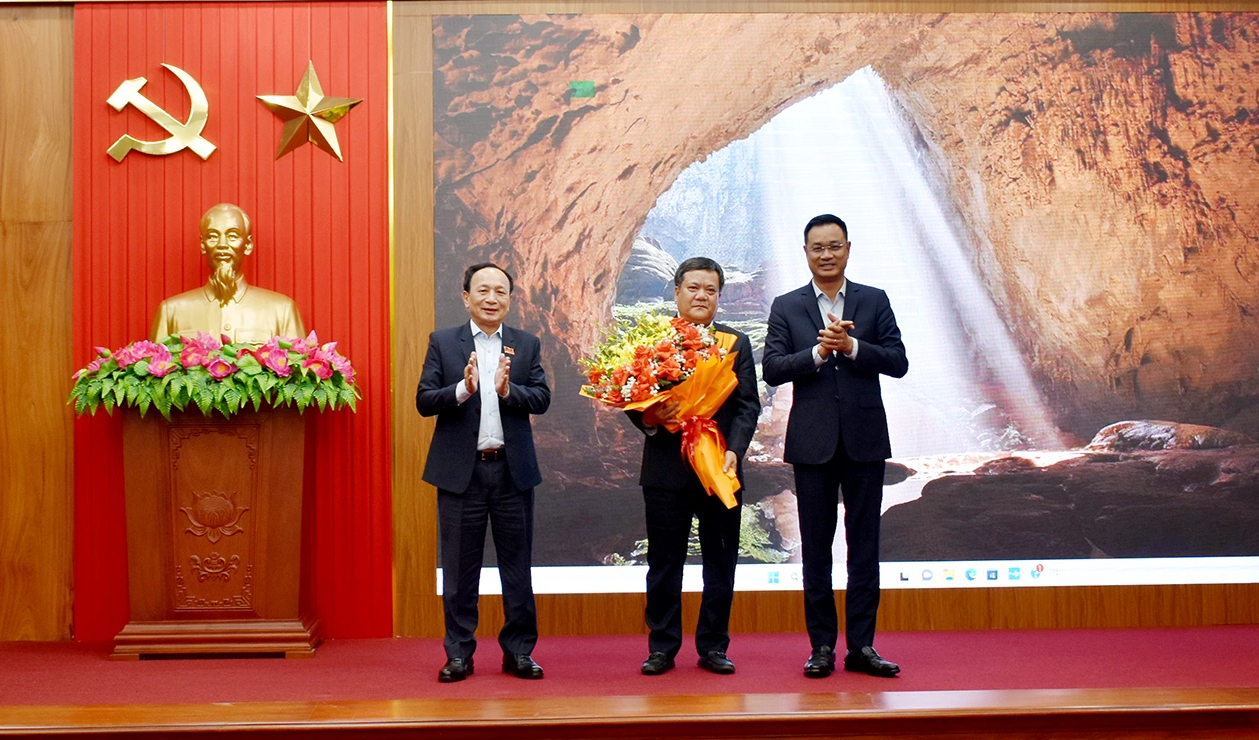 Quảng Bình có tân Phó bí thư Tỉnh ủy - Ảnh 1. Quảng Bình có tân Phó bí thư Tỉnh ủy - Ảnh 1.