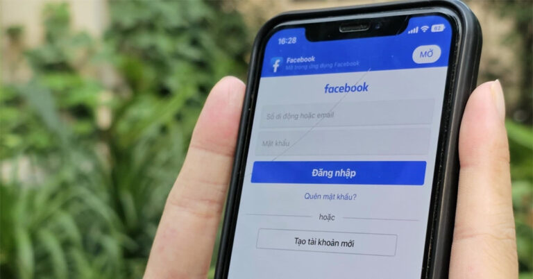 Chặn, gỡ hàng nghìn tài khoản, thông tin xấu độc, tin giả trên Facebook, TikTok