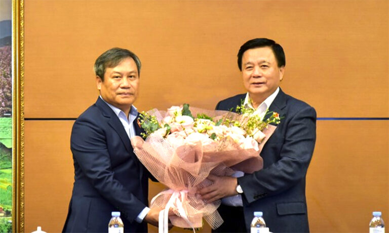 Đồng chí Vũ Đại Thắng chuyển sinh hoạt đoàn đại biểu Quốc hội