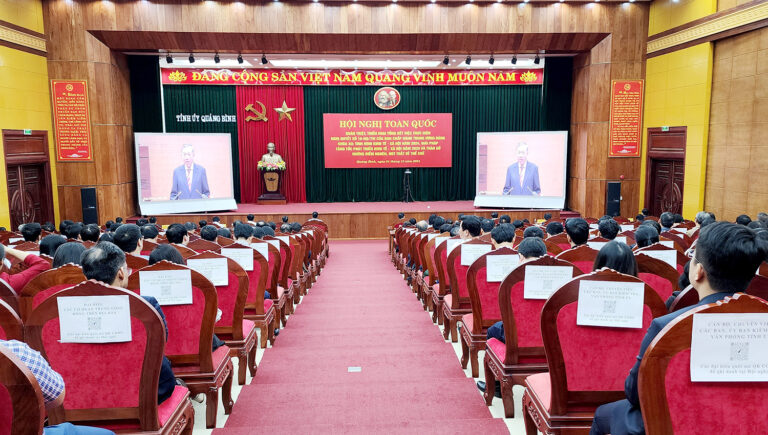 Hội nghị toàn quốc quán triệt, triển khai tổng kết thực hiện Nghị quyết số 18-NQ/TW