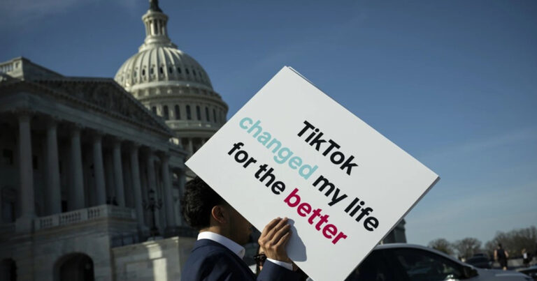 Sắp bị cấm cửa ở Mỹ, CEO TikTok tới biệt thự gặp ông Trump