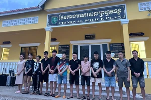 Công an tìm bị hại vụ án lừa bán ô tô hải quan thanh lý