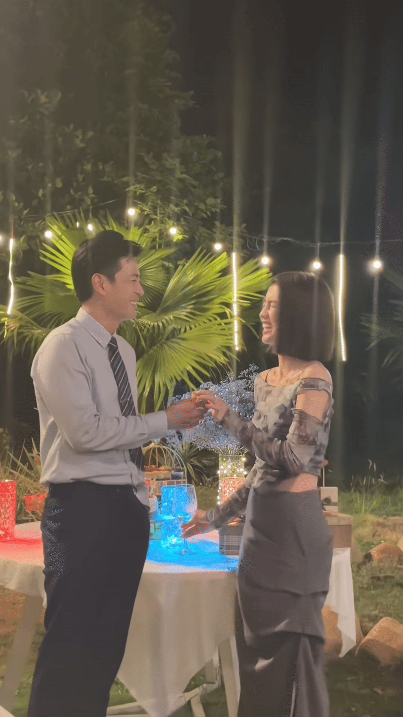 Mỹ nhân Việt gây sốt vì quá xinh còn diện váy áo cực đẹp, bị đánh ghen mà netizen chỉ xin địa chỉ mua đồ- Ảnh 6. Mỹ nhân Việt gây sốt vì quá xinh còn diện váy áo cực đẹp, bị đánh ghen mà netizen chỉ xin địa chỉ mua đồ- Ảnh 6.