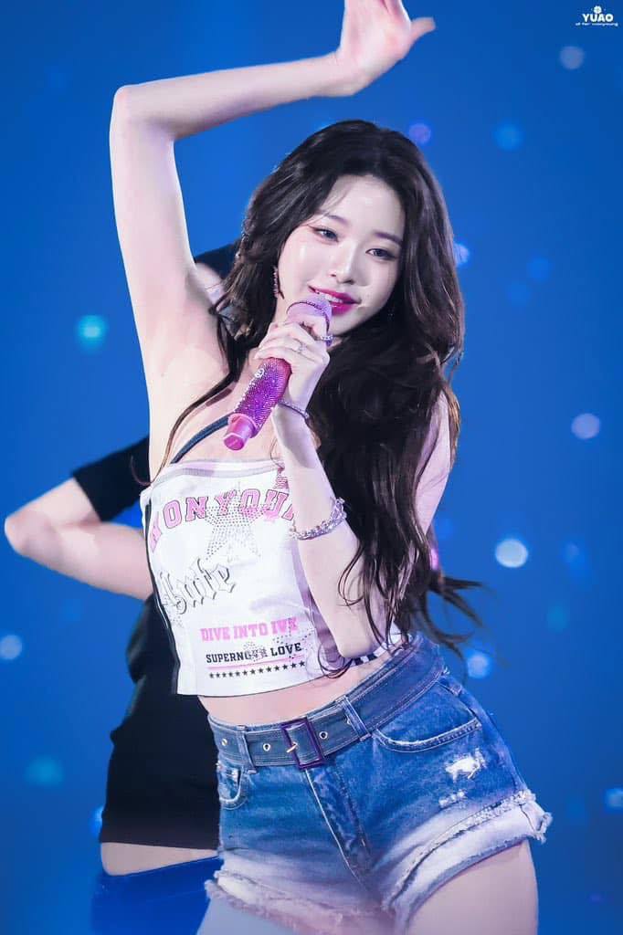 Công chúa Kpop không còn gầy trơ xương, netizen nói đúng 4 từ- Ảnh 6. Công chúa Kpop không còn gầy trơ xương, netizen nói đúng 4 từ- Ảnh 6.