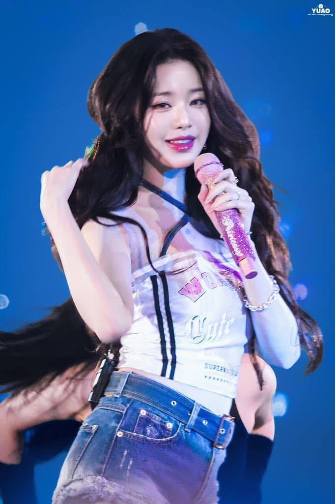Công chúa Kpop không còn gầy trơ xương, netizen nói đúng 4 từ- Ảnh 8. Công chúa Kpop không còn gầy trơ xương, netizen nói đúng 4 từ- Ảnh 8.