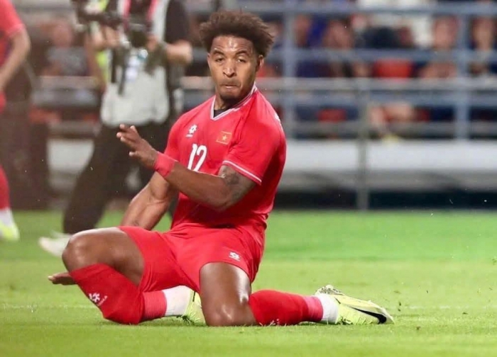 Tin-moi-nhat-ve-tinh-hinh-suc-khoe-cua-nguyen-xuan-son-sau-chan-thuong-nang-o-chung-ket-aff-cup-2024-10