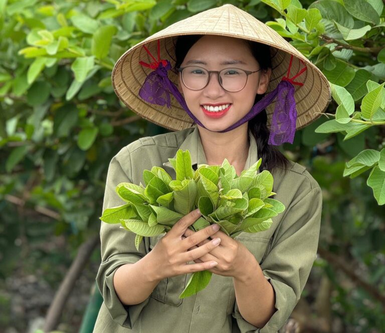 Cô gái 9X ở Thanh Hà kiếm 300 triệu đồng mỗi tháng trên TikTok