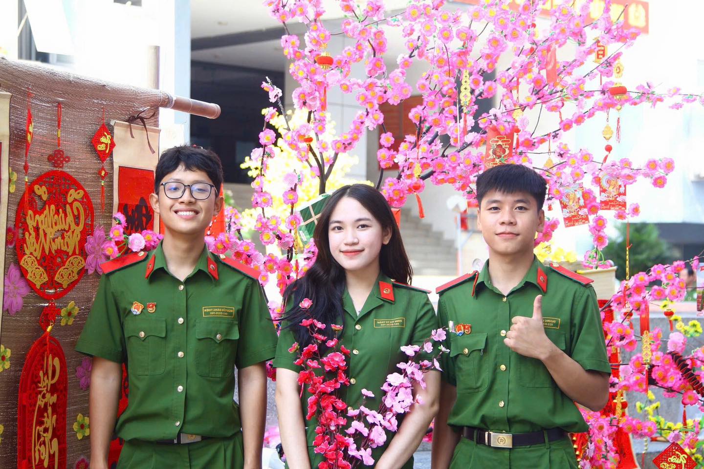 Các netizen sôi nổi đua nhau khoe góc 'sống ảo' đón Tết tại trường- Ảnh 11. Các netizen sôi nổi đua nhau khoe góc 'sống ảo' đón Tết tại trường- Ảnh 11.