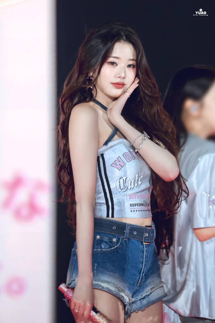 Công chúa Kpop không còn gầy trơ xương, netizen nói đúng 4 từ- Ảnh 1. Công chúa Kpop không còn gầy trơ xương, netizen nói đúng 4 từ- Ảnh 1.