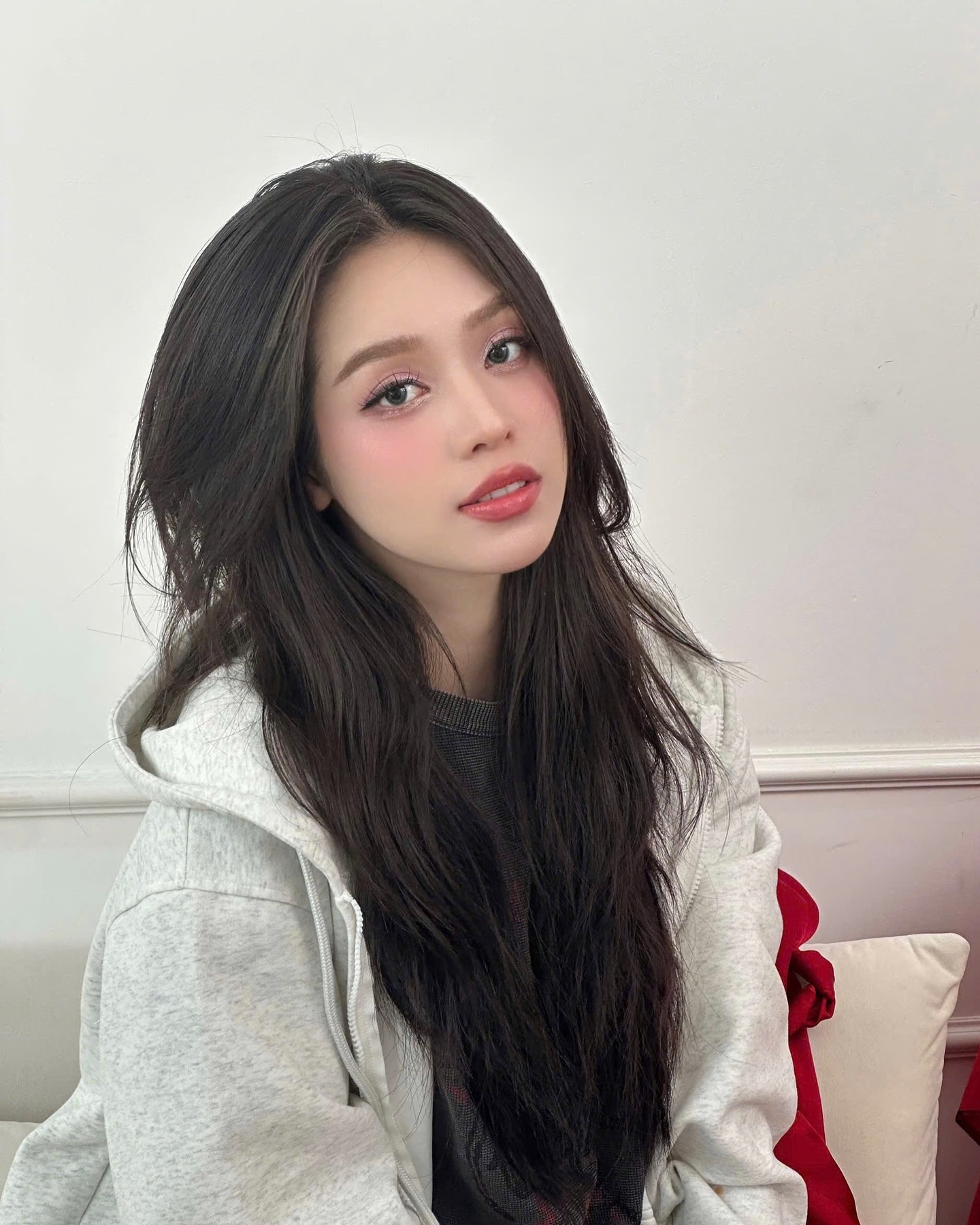 Không nhận ra Thanh Thủy, cận Tết đổi màu tóc làm netizen lắc đầu đòi nhuộm lại- Ảnh 9.