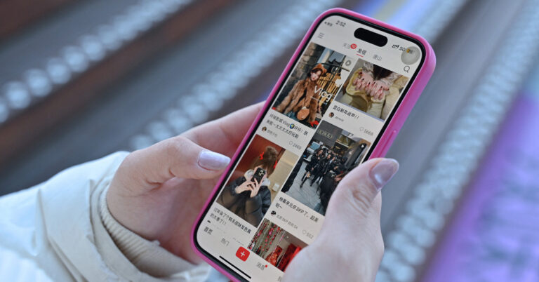 Người Mỹ đổ xô học tiếng Trung để xài RedNote, ứng dụng thay thế TikTok