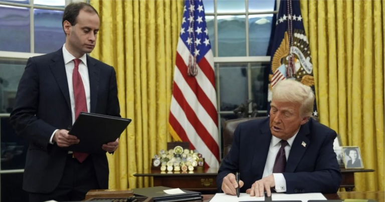 Tổng thống Trump ký lệnh hành pháp hoãn lệnh cấm TikTok ngay trong ngày đầu nhậm chức