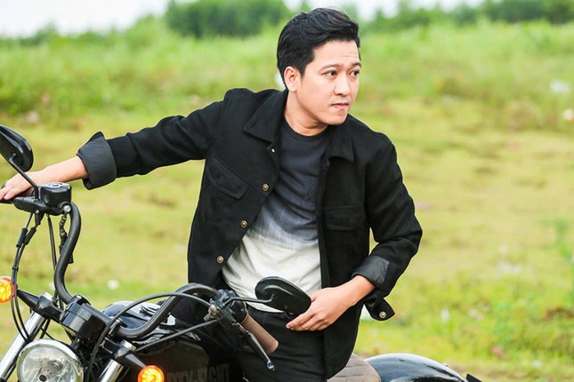 Trường Giang "lột xác" đón Tết, màn đối đáp cùng HIEUTHUHAI gây chú ý ảnh 3