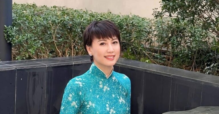 Netizen Không Ngừng Trầm Trồ