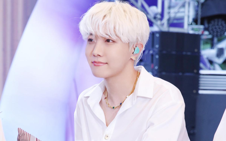 Vừa ‘gia nhập’ TikTok, J-HOPE bất ngờ bị chỉ trích ‘dựa hơi’