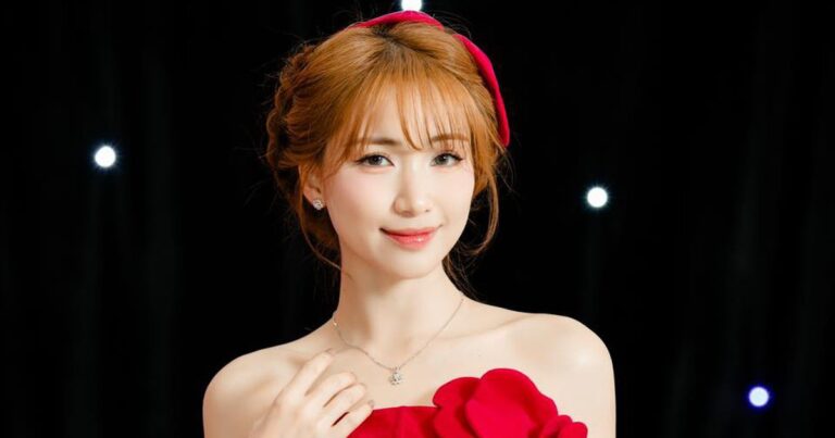 Hồng Đào nói về tình bạn với Vân Sơn, Hòa Minzy đính chính tin đồn